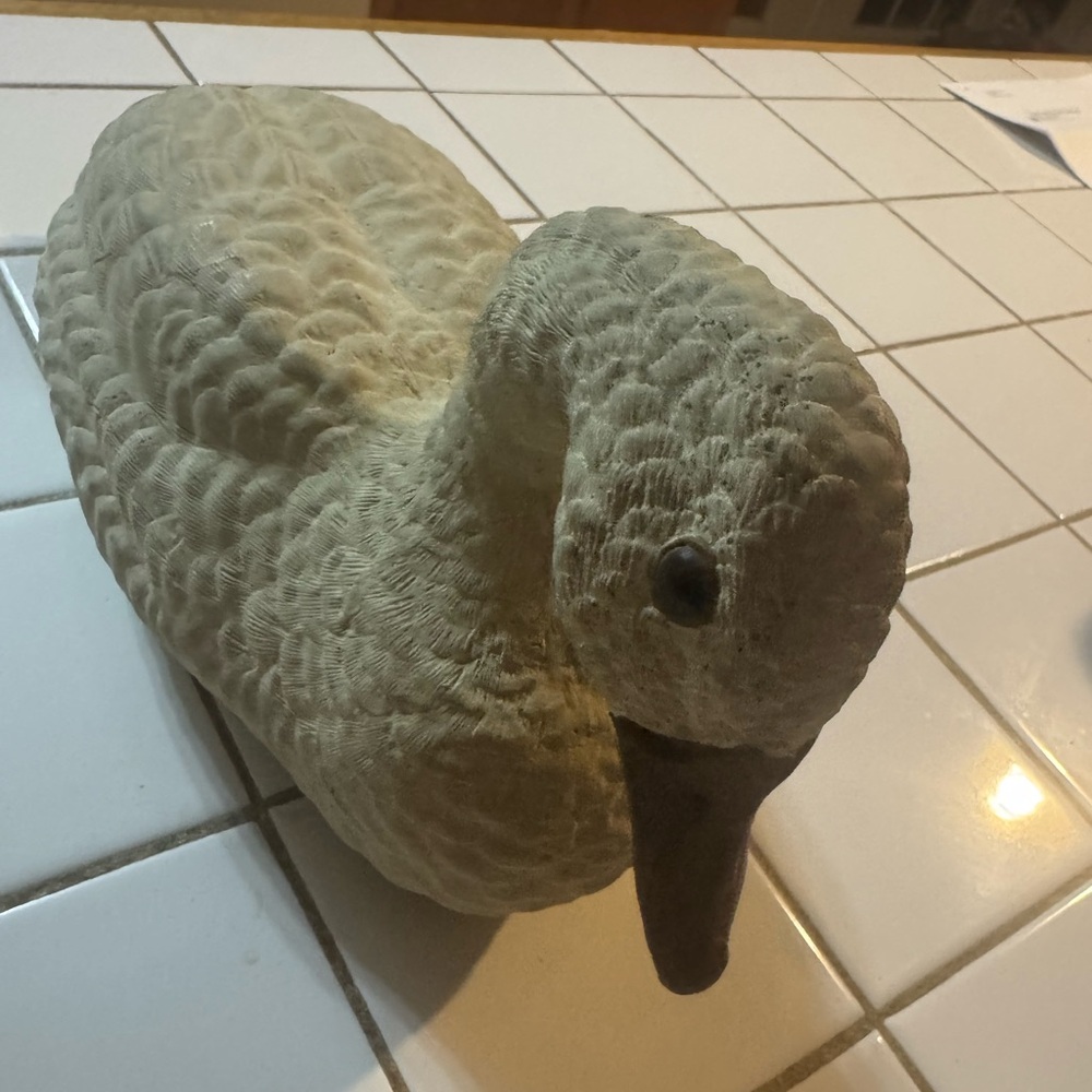 Handcarved wooden Vintage Pekin Duck